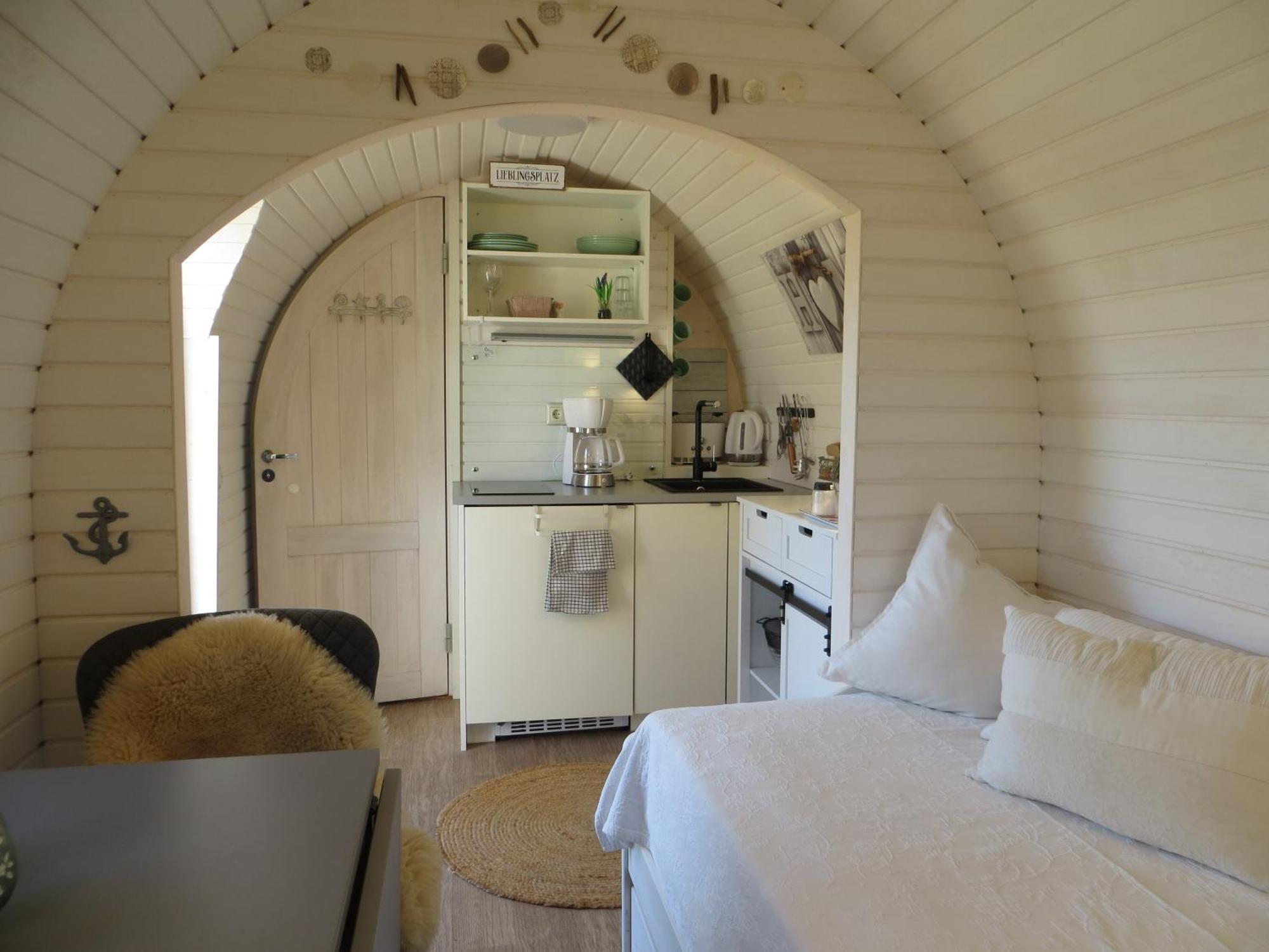 Bettis - Uebernachten Im Iglu-Tinyhaus Tostedt  Экстерьер фото