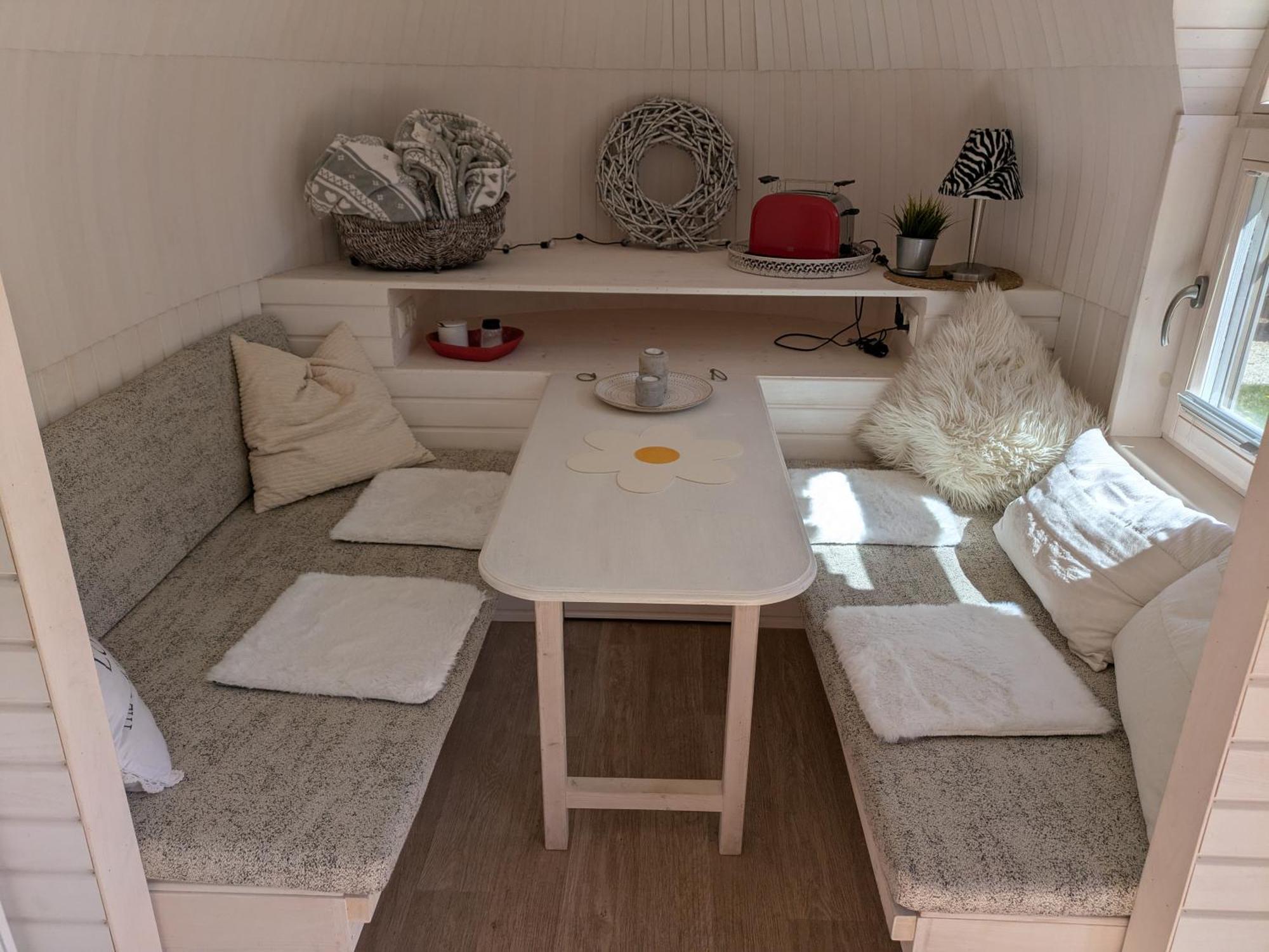 Bettis - Uebernachten Im Iglu-Tinyhaus Tostedt  Экстерьер фото